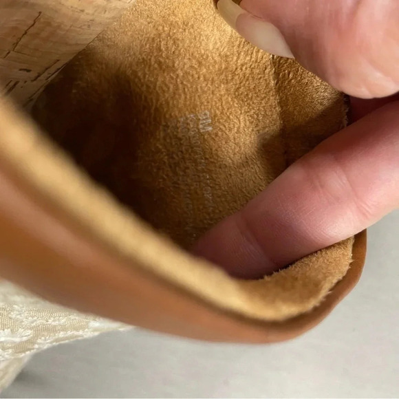 Kork’s Lori Embroidered Fabric Combo Clogs - Picture 5 of 6